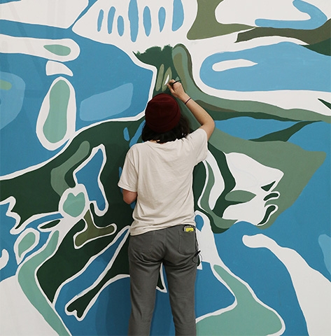 Hamilton students create murals with artist Julia Jacquette 